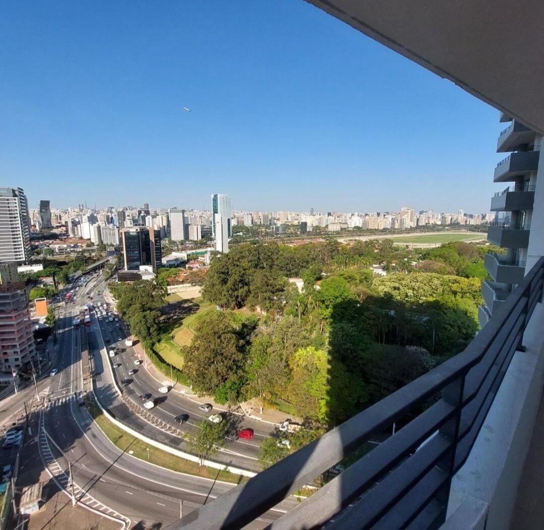Apartamento Perto De Pinheiros Com Estacionamento *